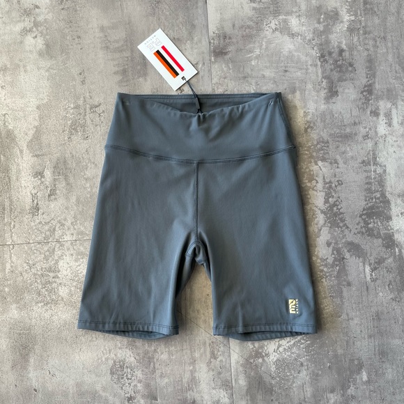 PE NATION Universal Short Dark Shadow - Picture 1 of 5